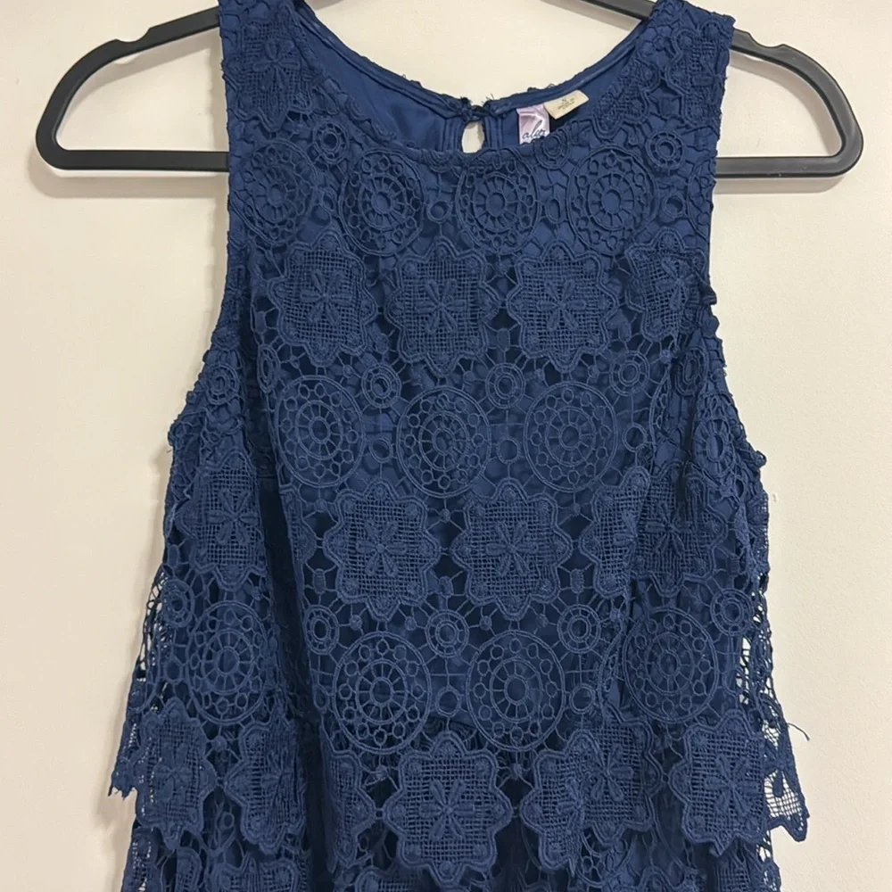 Francesca’s women’s small navy blue lace dress